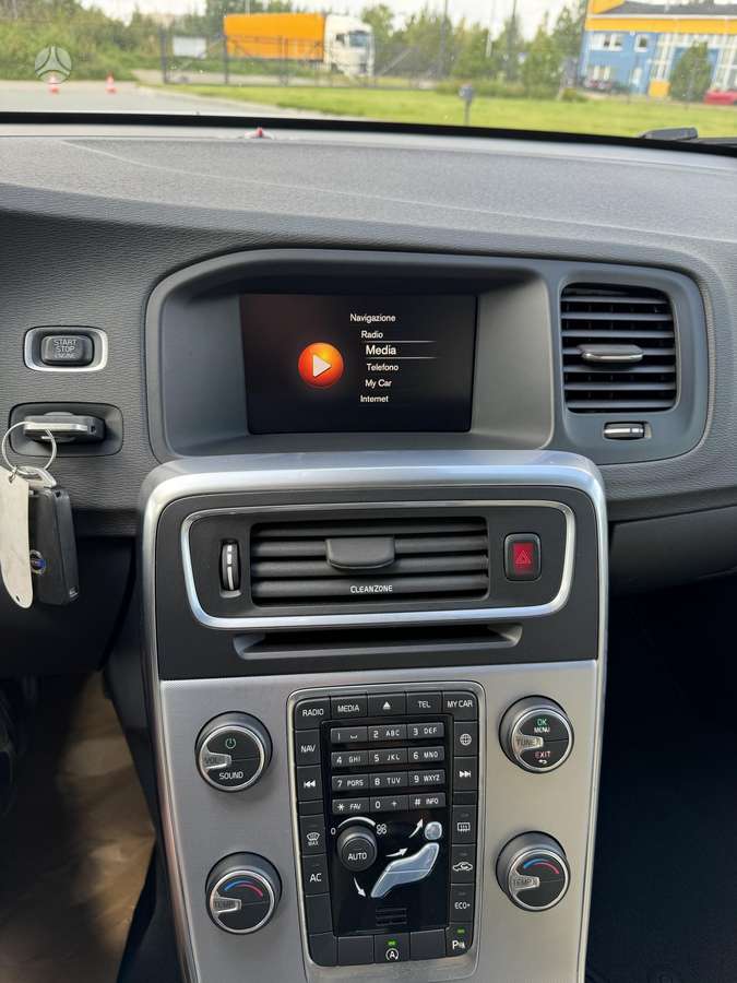 Volvo V60, 2.0 l., Универсал