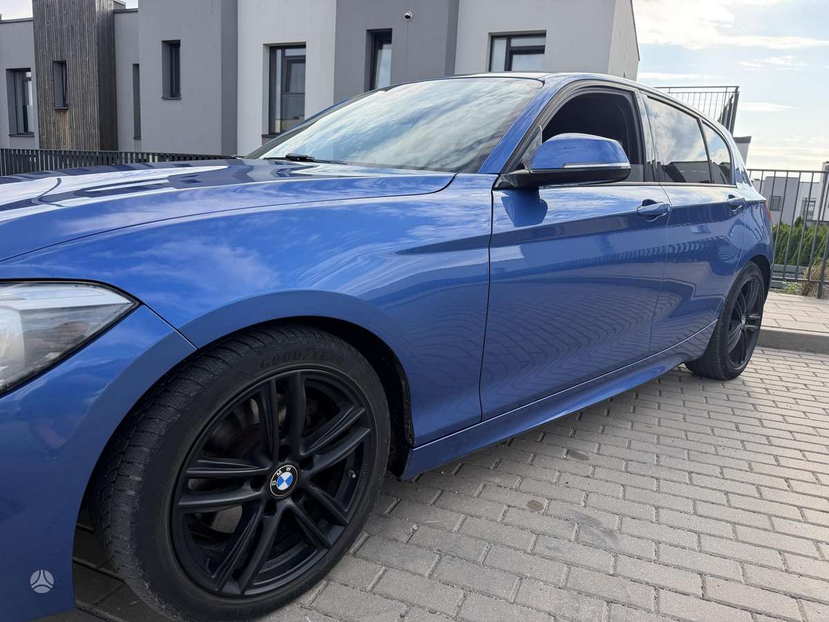 BMW 125, 2.0 l., Хэтчбек
