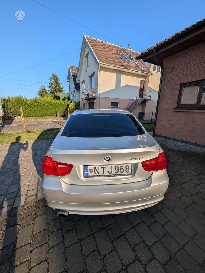 BMW 320, 2.0 l., sedanas