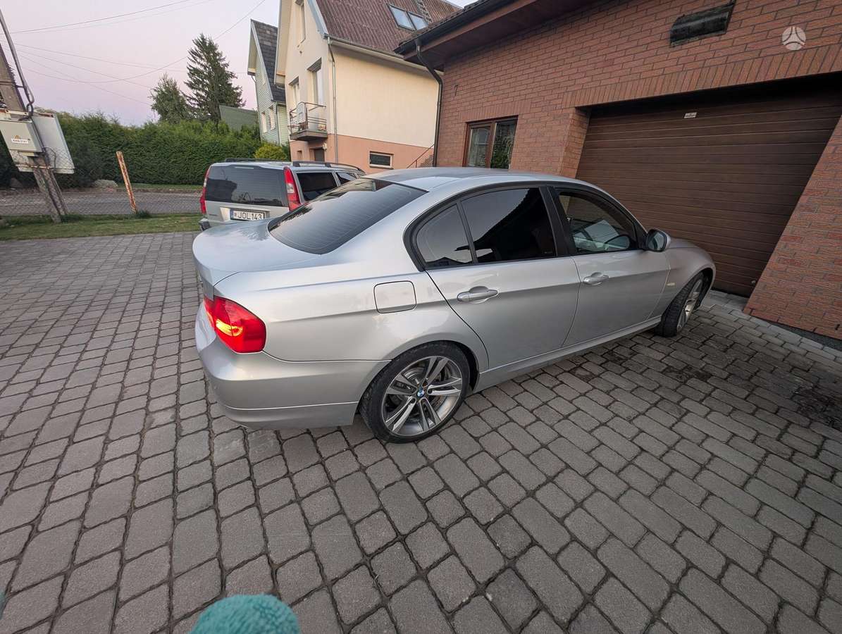 BMW 320, 2.0 l., sedanas