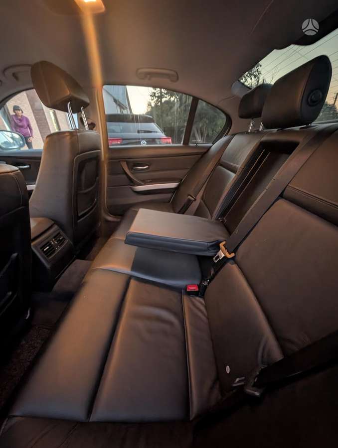 BMW 320, 2.0 l., sedanas