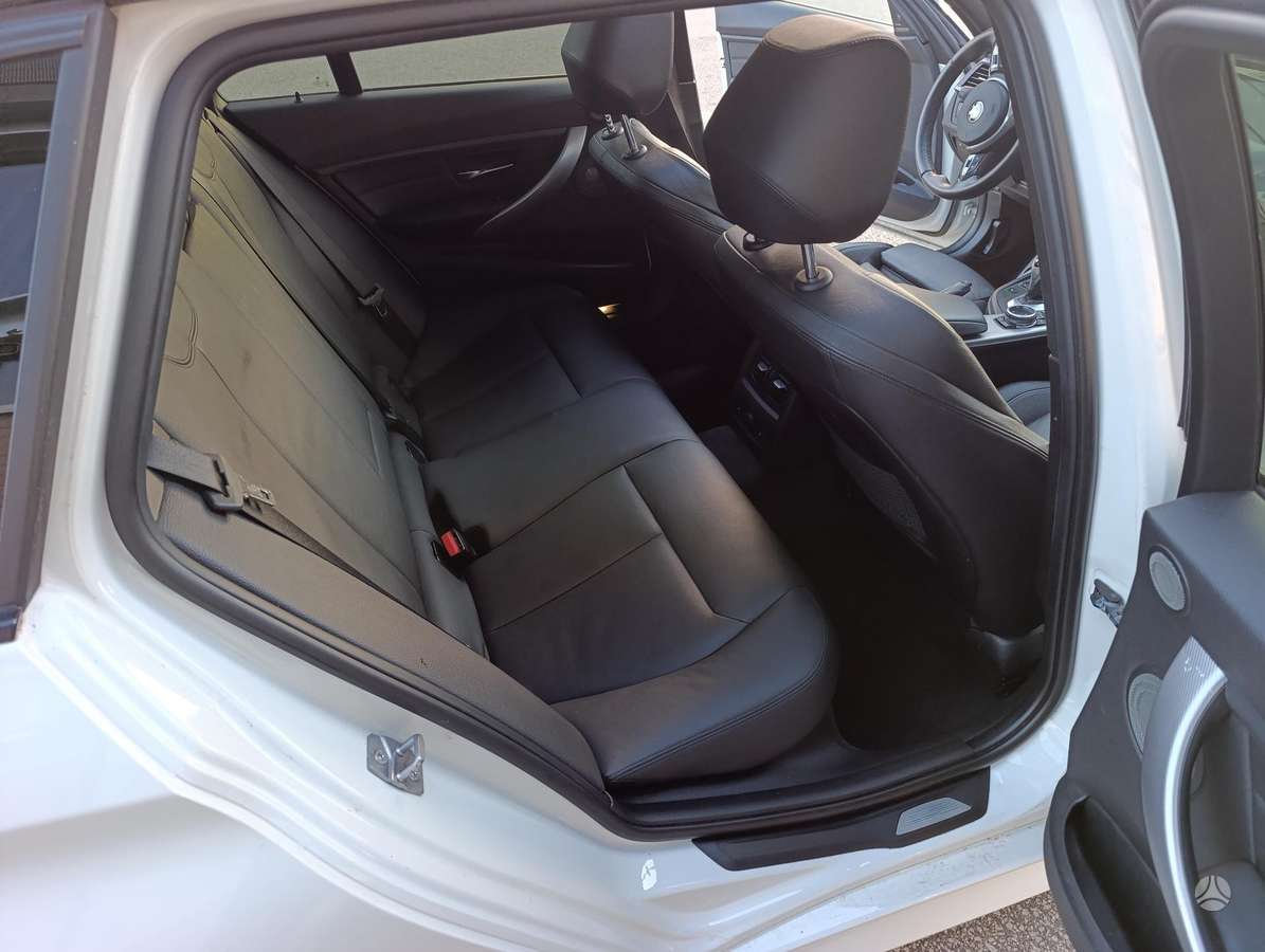 BMW 325, Универсал