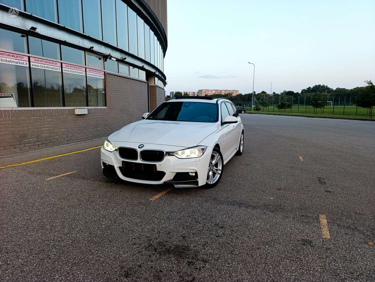 BMW 325, universalas
