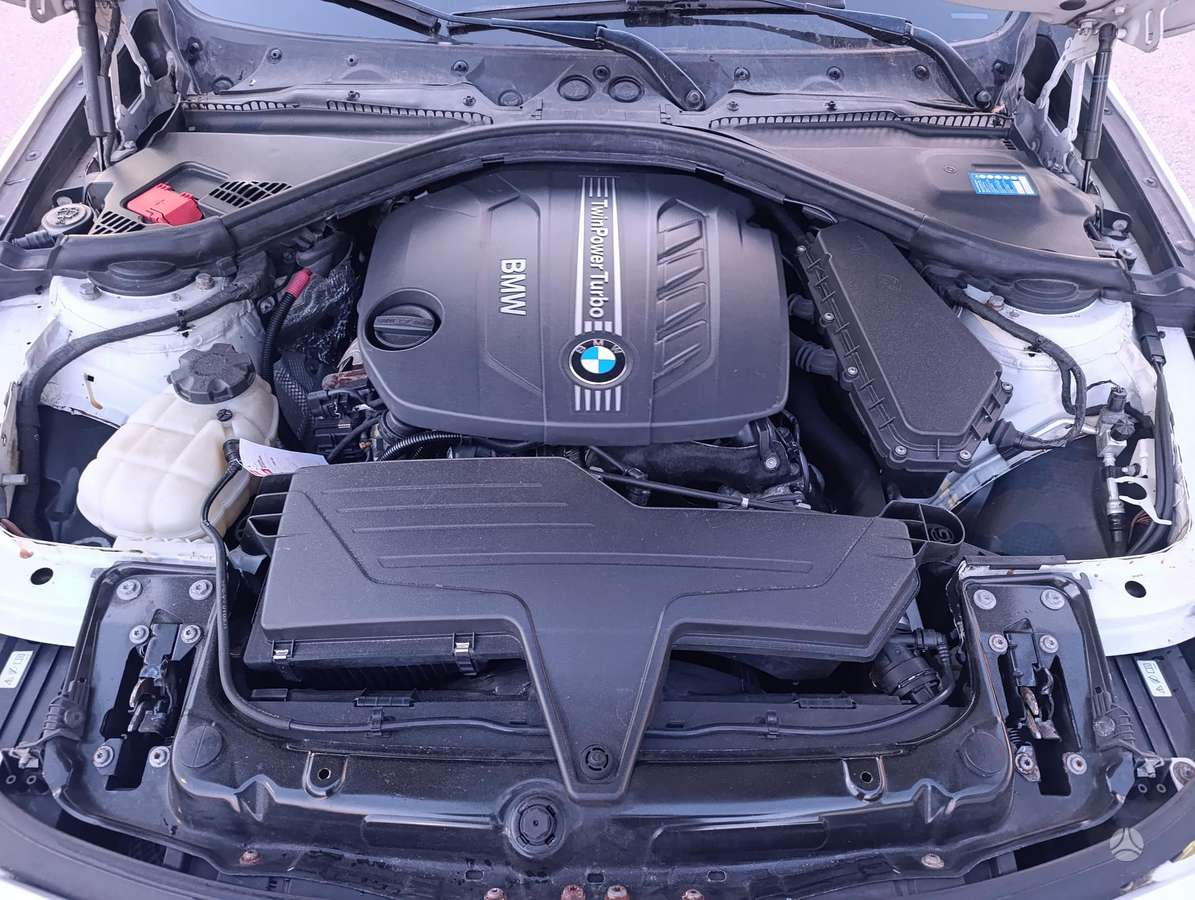 BMW 325, Универсал