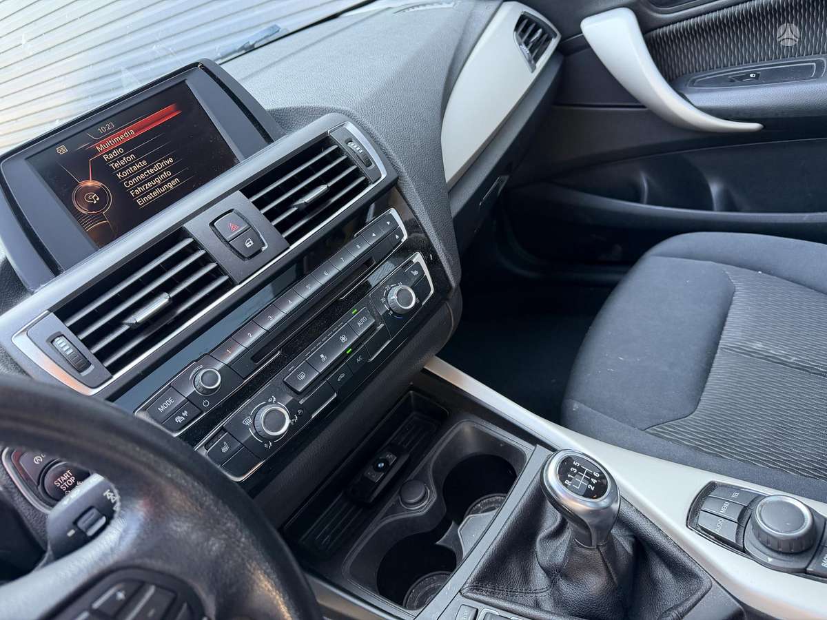 BMW 116, 1.5 l., hatchback