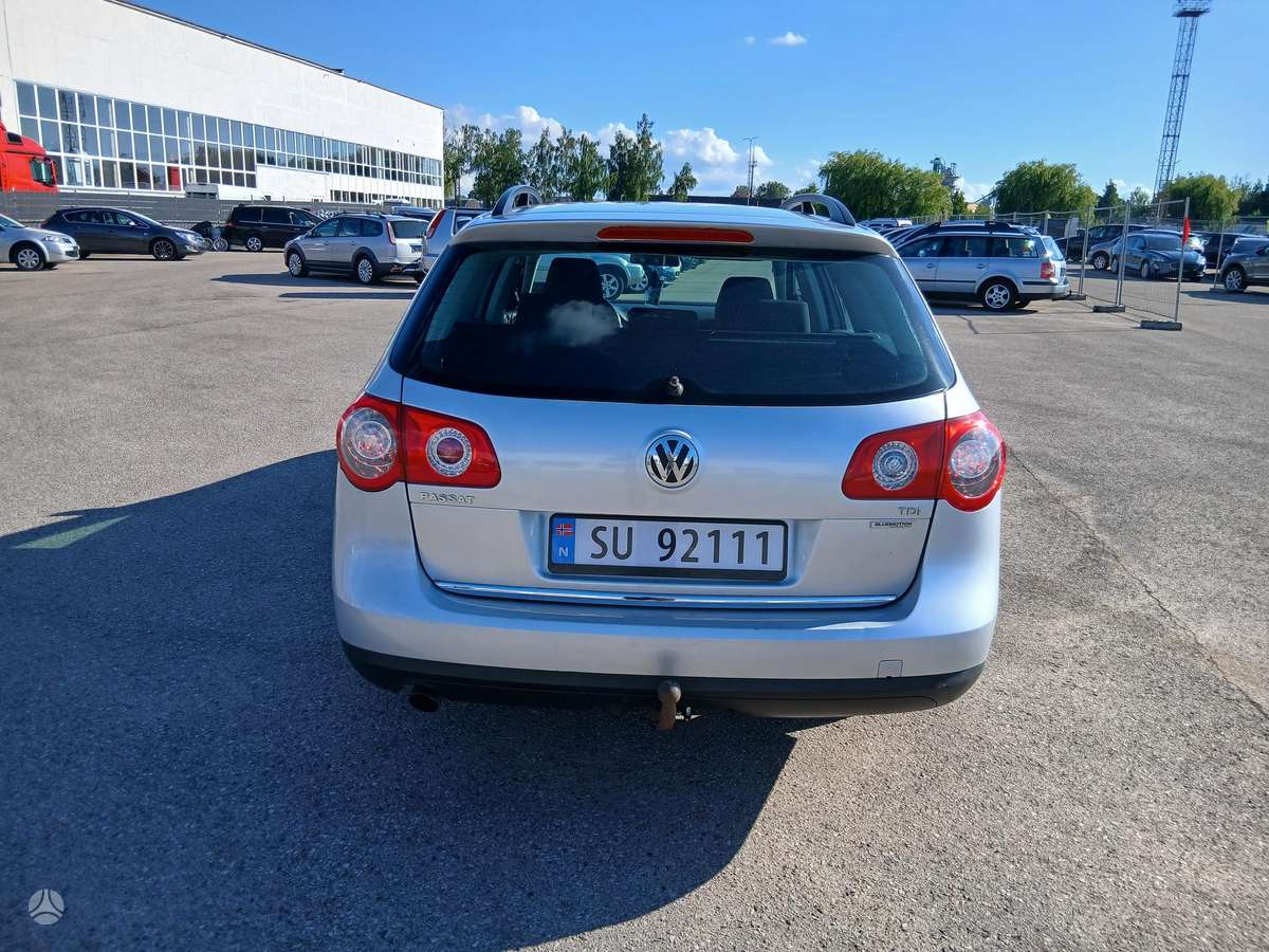 Volkswagen Passat - 6