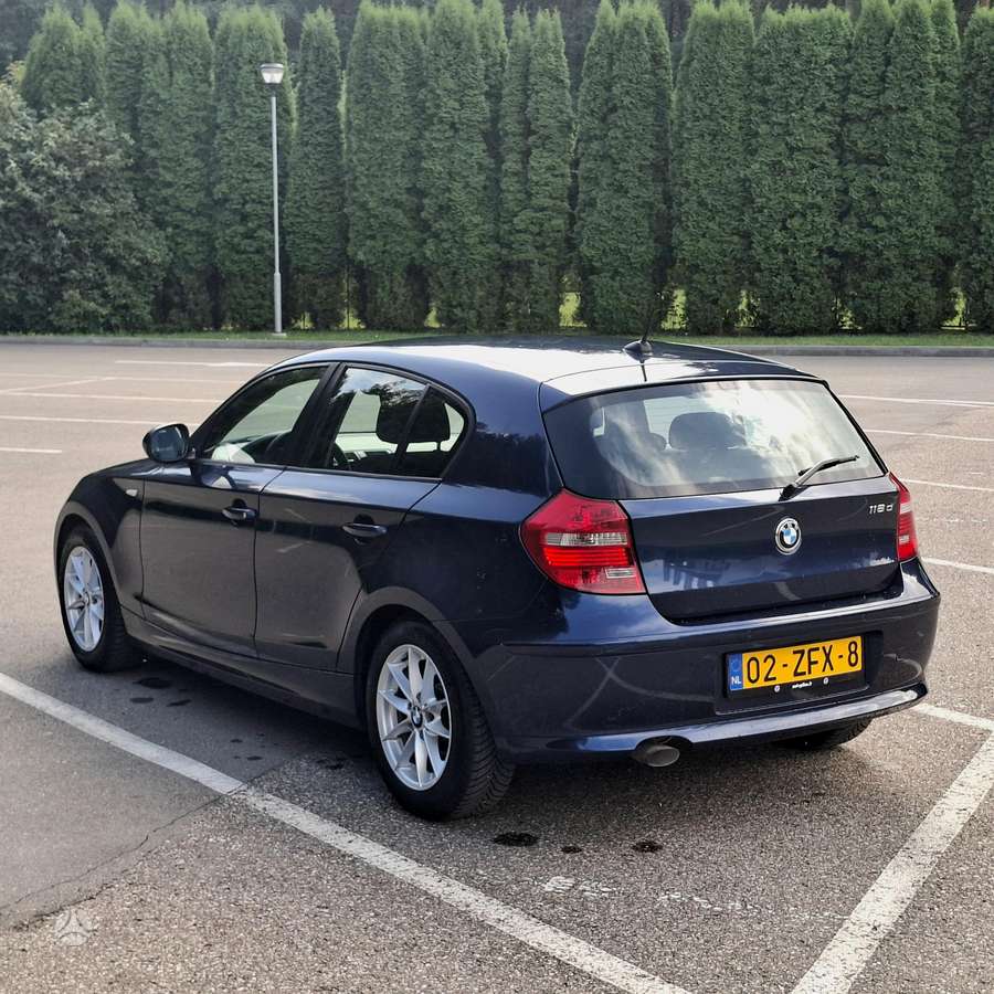 BMW 118, 2.0 l., Хэтчбек