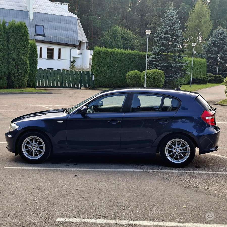 BMW 118, 2.0 l., hatchback