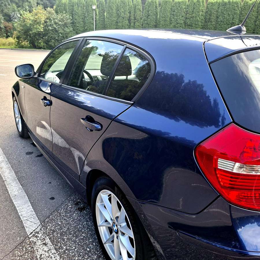 BMW 118, 2.0 l., Хэтчбек