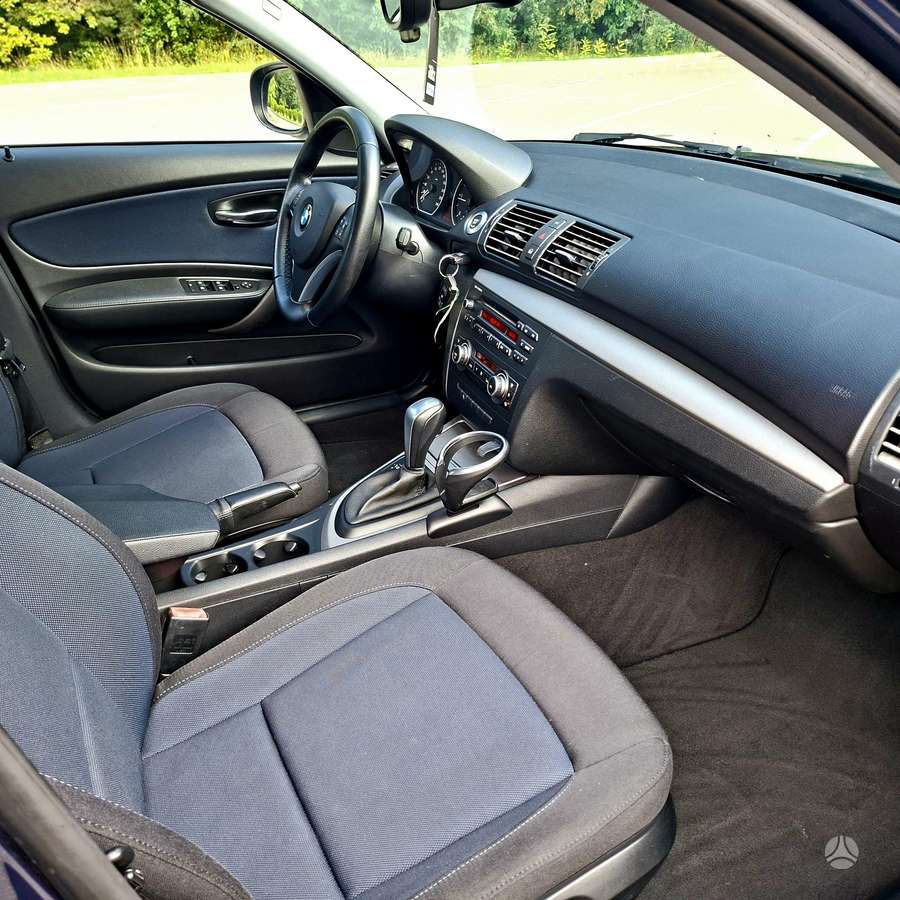 BMW 118, 2.0 l., Хэтчбек