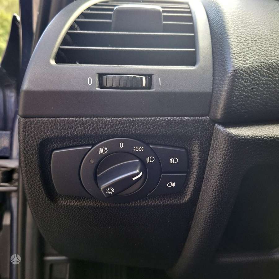 BMW 118, 2.0 l., hatchback