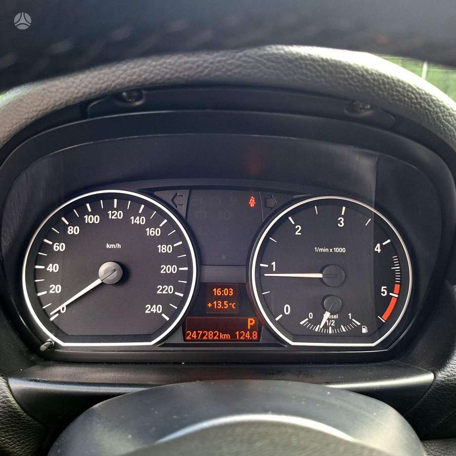 BMW 118, 2.0 l., hatchback
