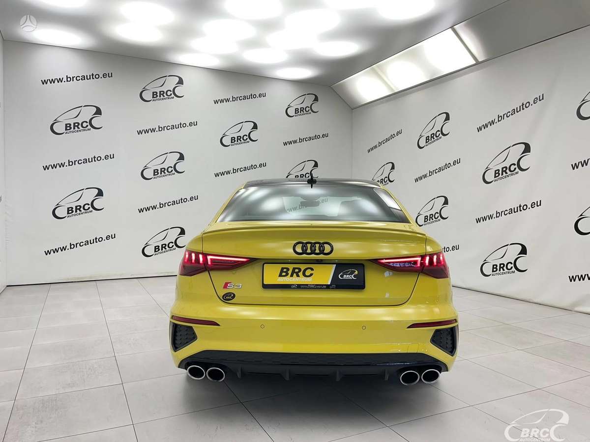 Audi S3, 2.0 l., Седан