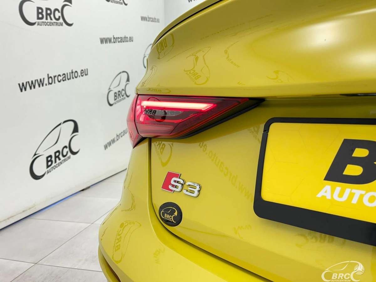Audi S3, 2.0 l., Седан