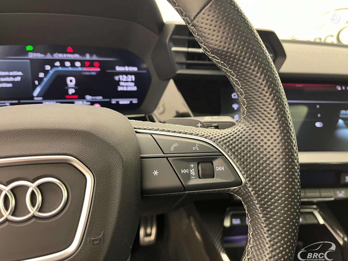 Audi S3, 2.0 l., Седан