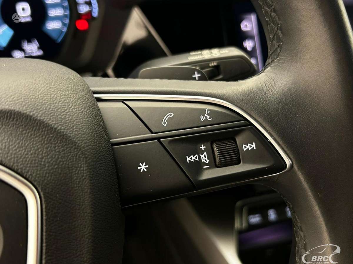 Audi A3, 1.5 l., hatchback