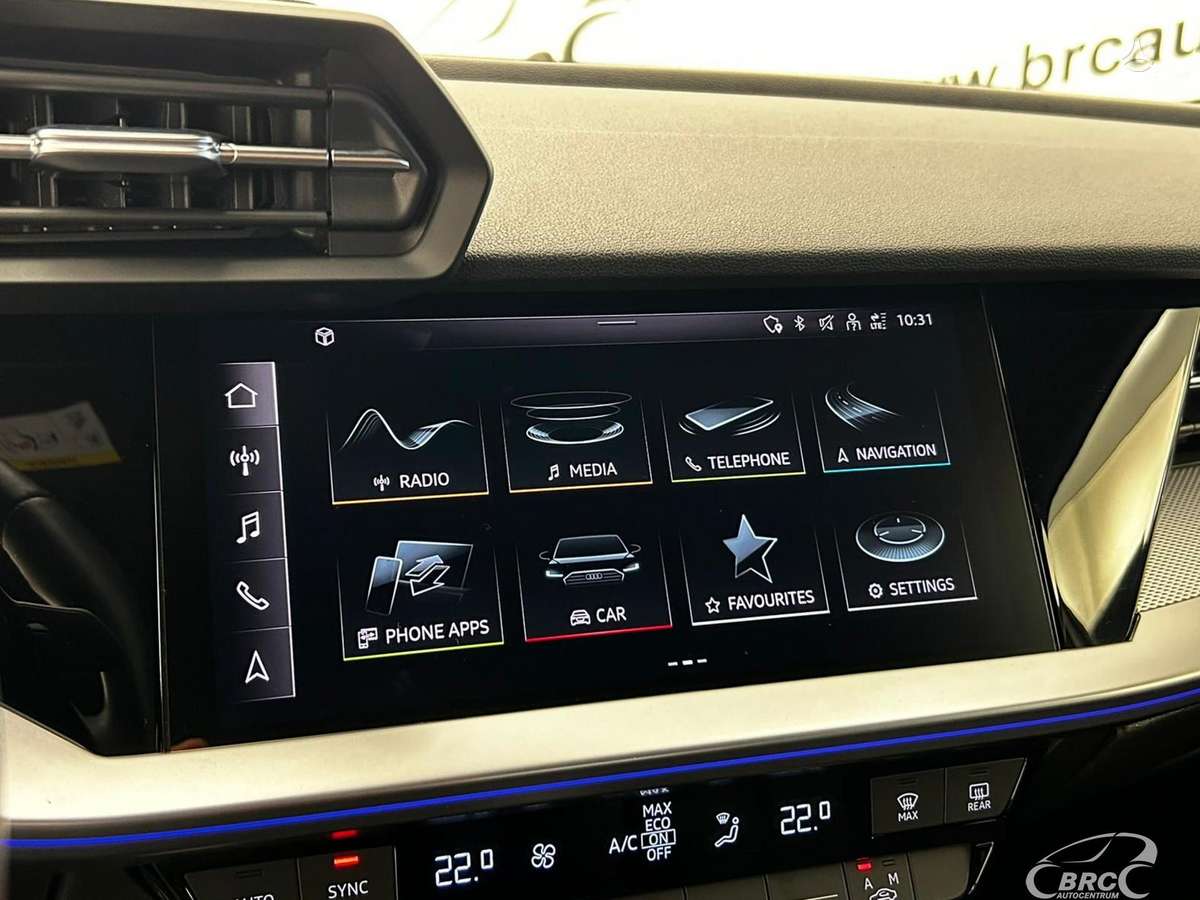 Audi A3, 1.5 l., hatchback