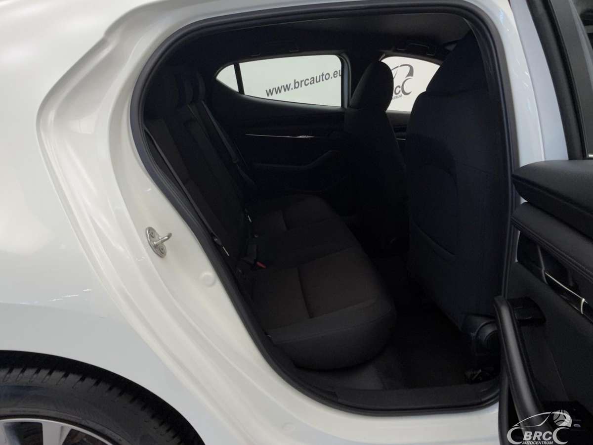 Mazda 3, 2.0 l., hatchback
