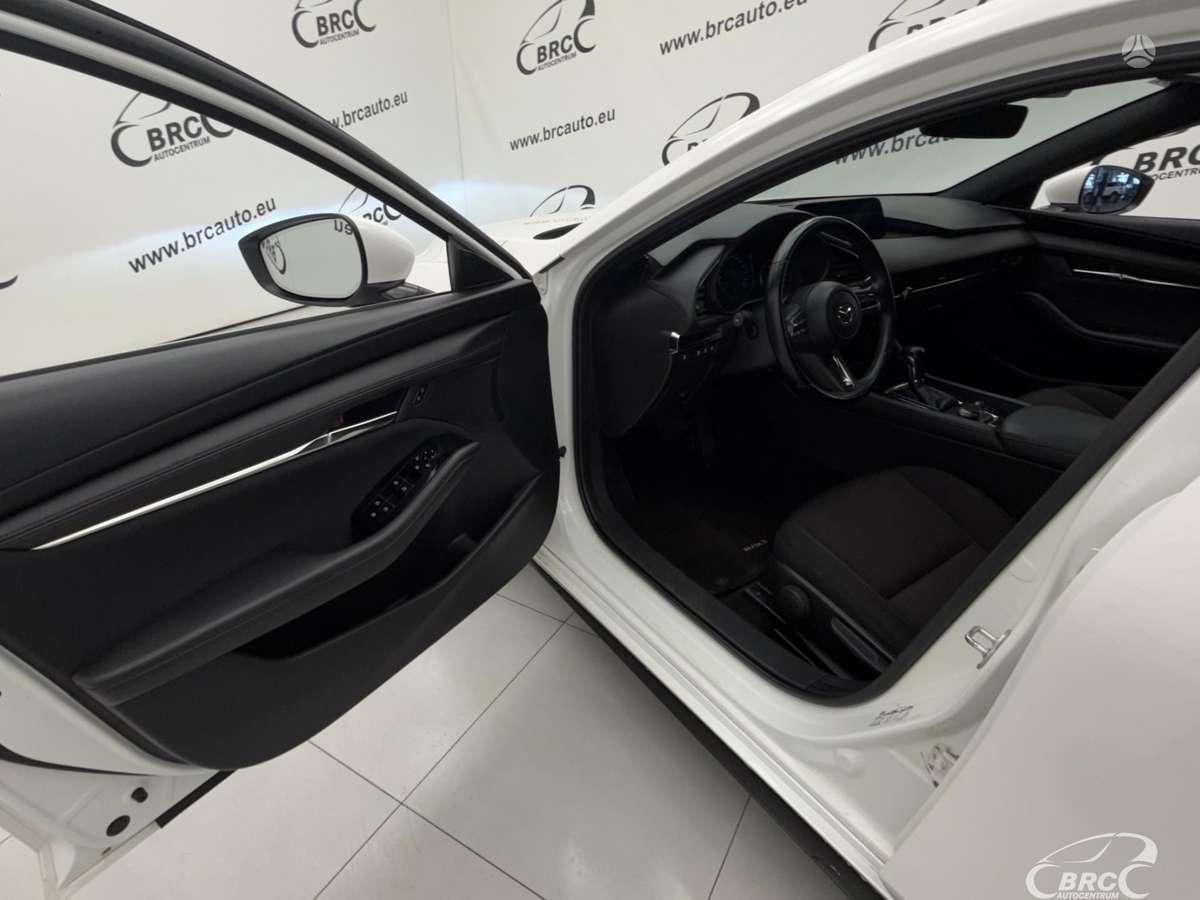 Mazda 3, 2.0 l., hatchback
