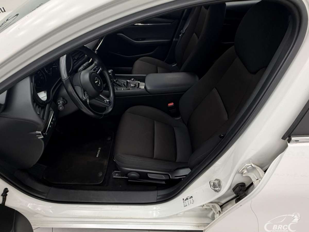 Mazda 3, 2.0 l., hatchback