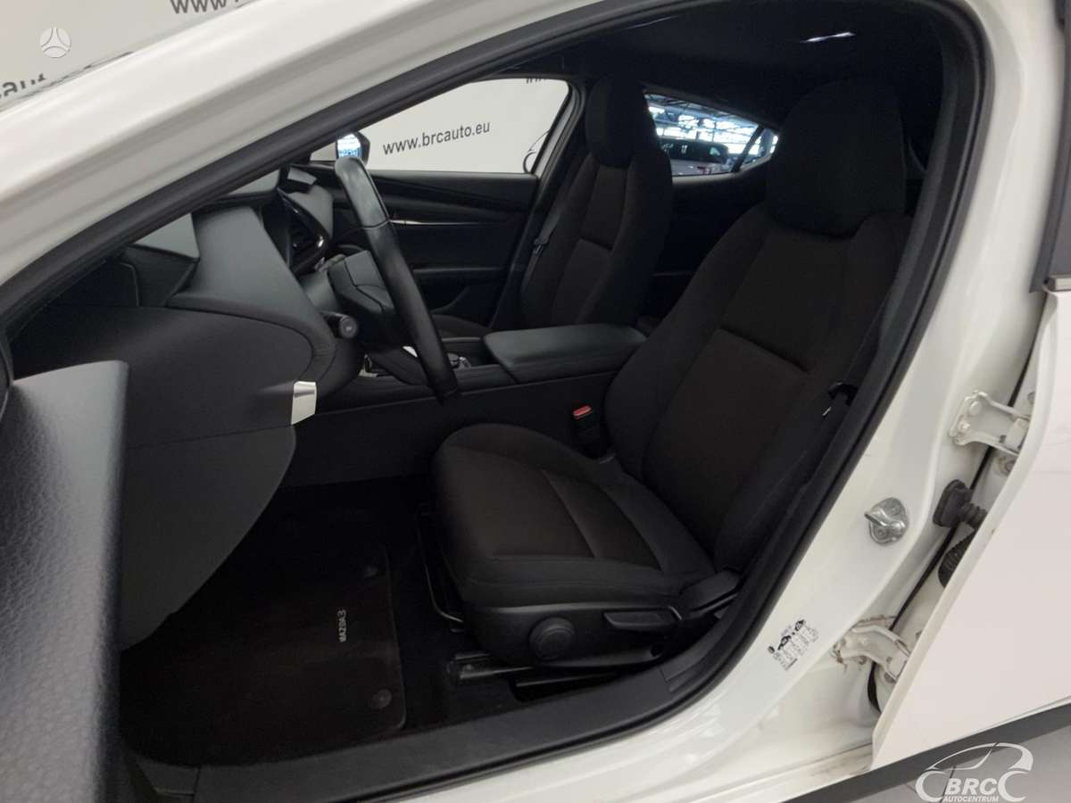 Mazda 3, 2.0 l., hatchback