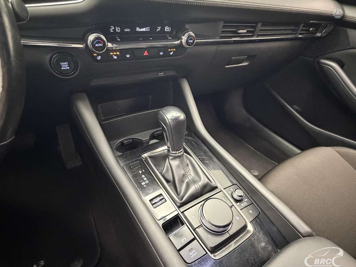 Mazda 3, 2.0 l., hatchback