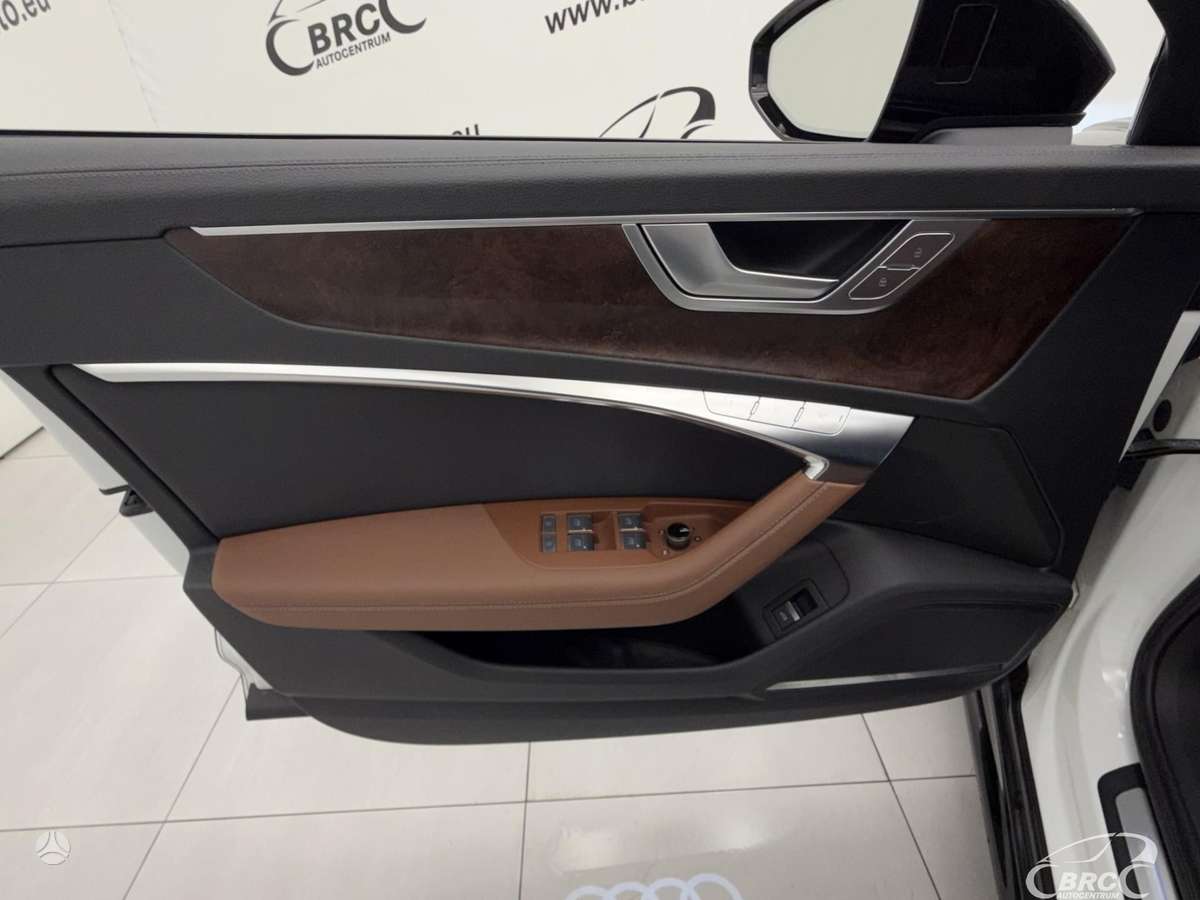 Audi A6, 3.0 l., Седан