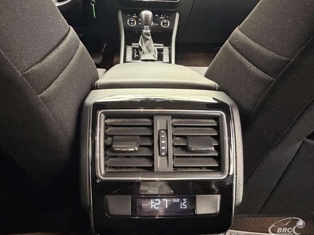Skoda Superb, 2.0 l., hatchback