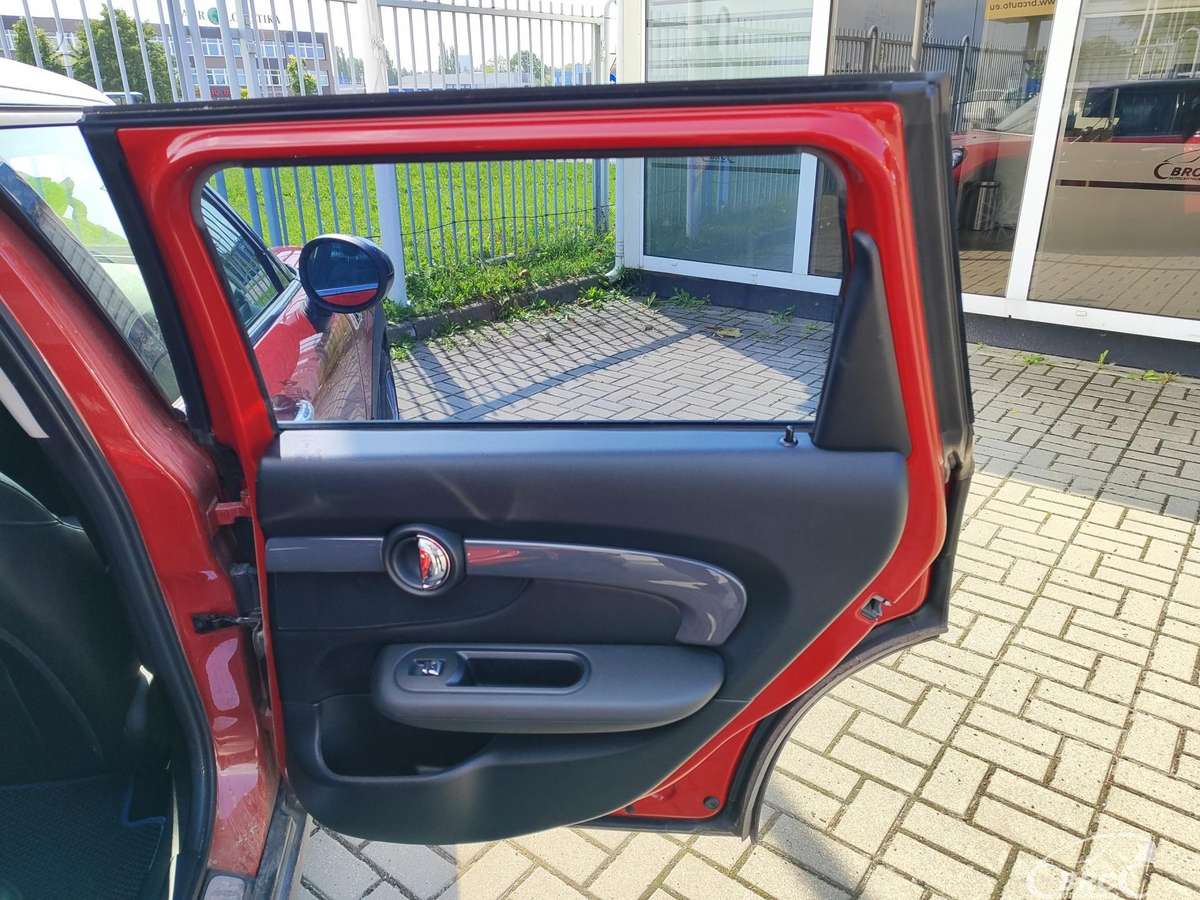 Mini -kita-, 2.0 l., Хэтчбек