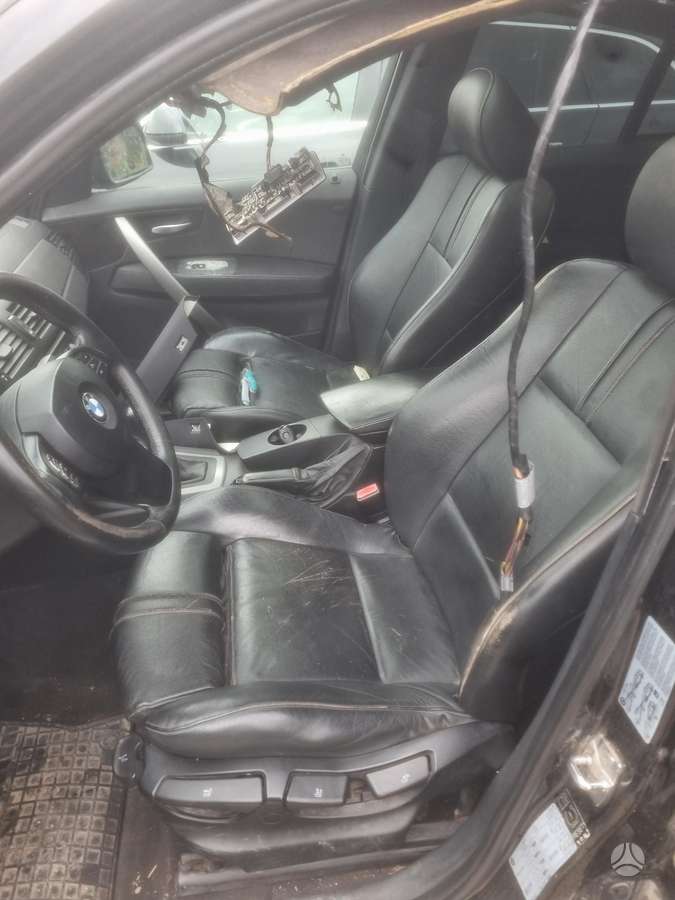 BMW X3 dalimis