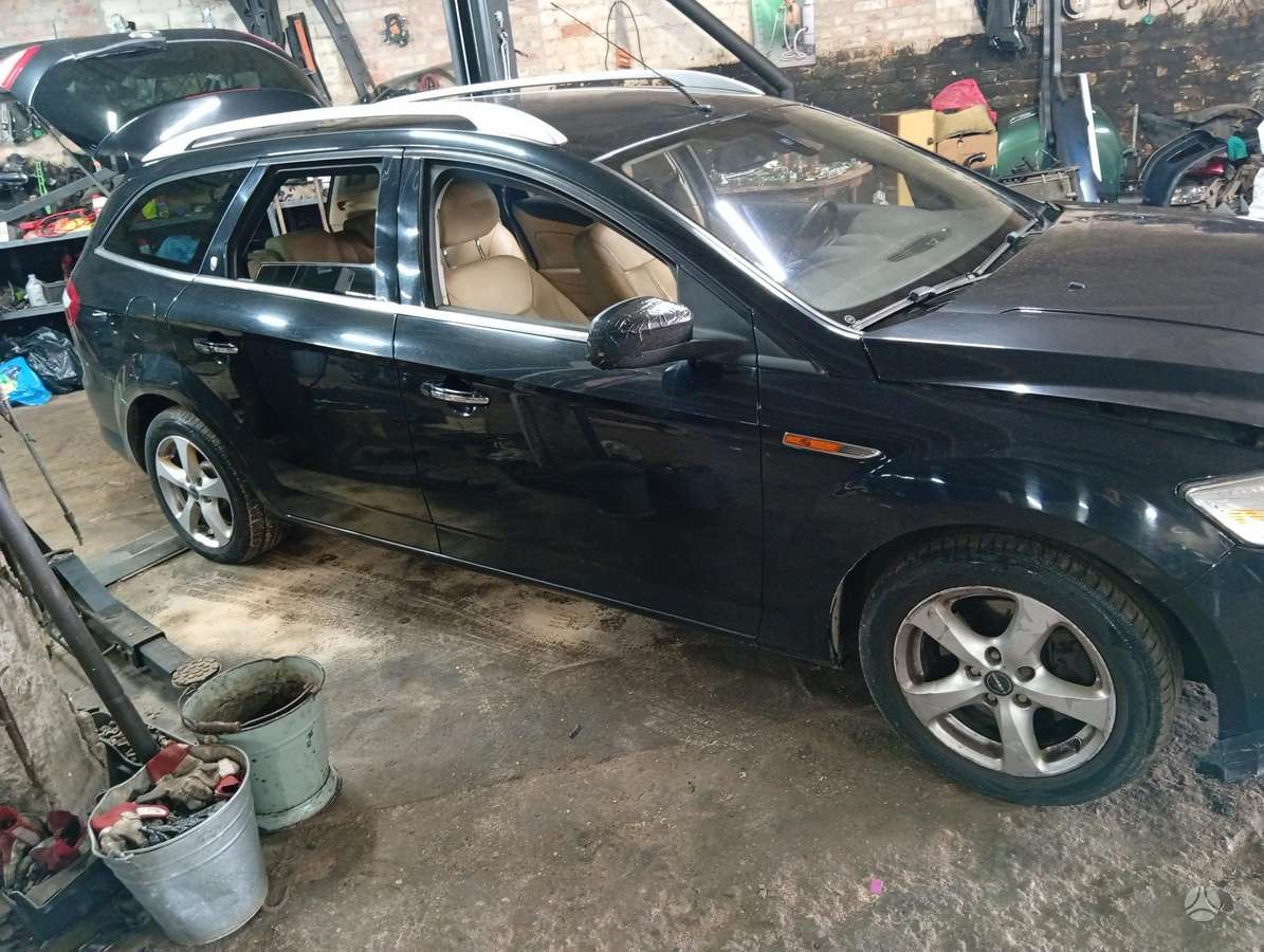 Ford Mondeo dalimis