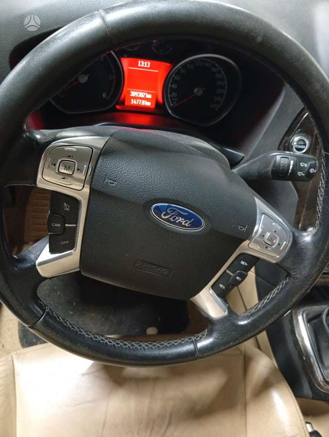 Ford Mondeo dalimis