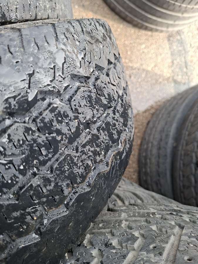 Continental, всесезонные 195/70 R15