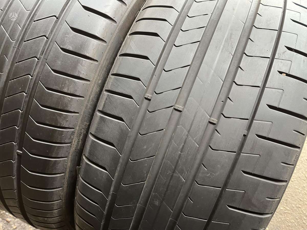 Pirelli PZero pz4* NErunflat, летние 275/40 R20