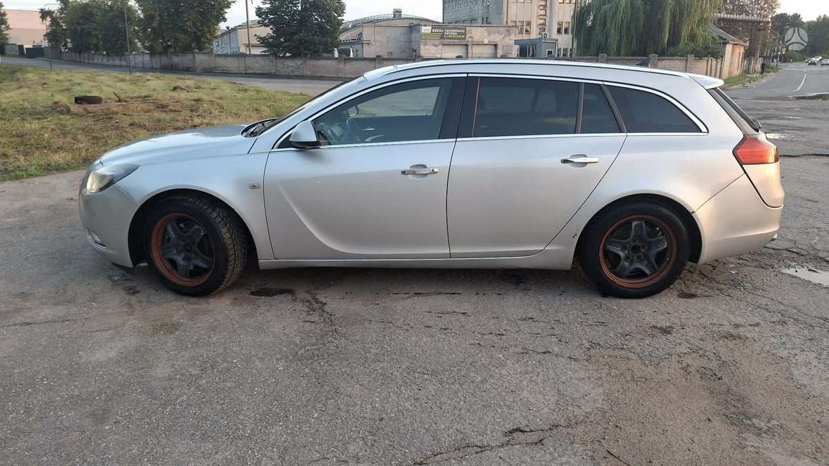 Opel Insignia, 2.0 l., Универсал