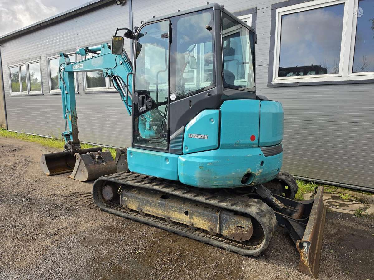 Kobelco SK55SRX-6, mini excavator