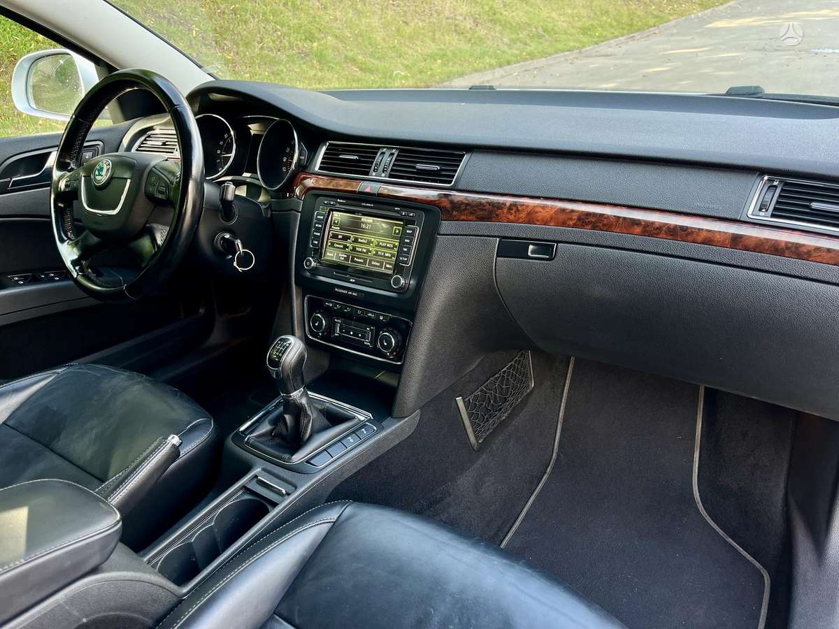 Skoda Superb, 2.0 l., Универсал