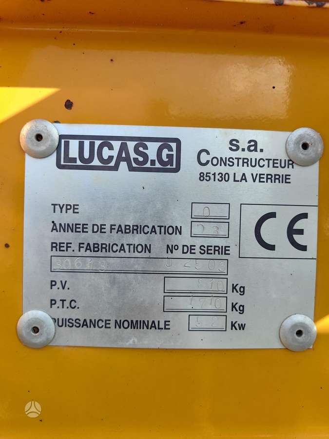Lucas SILOGRIF 2001, feed mixer / dispenser