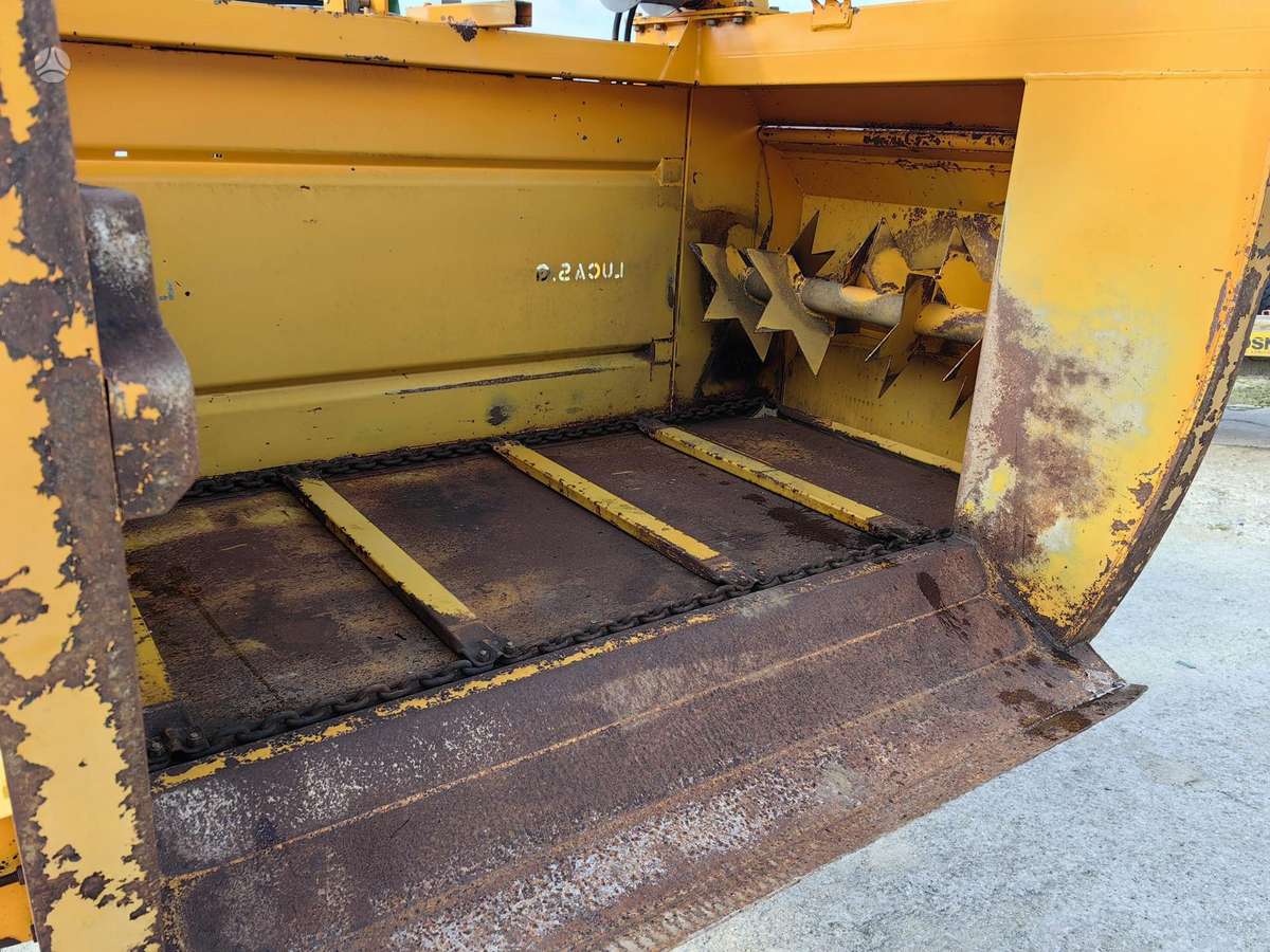 Lucas SILOGRIF 2001, feed mixer / dispenser