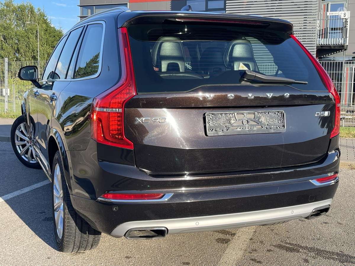 Volvo XC90 - 4