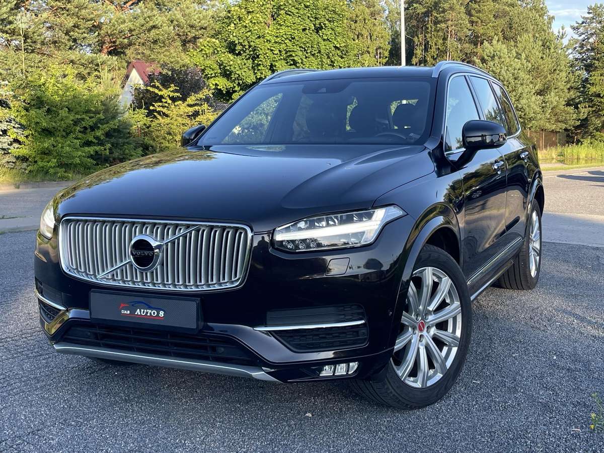 Volvo XC90 - 11