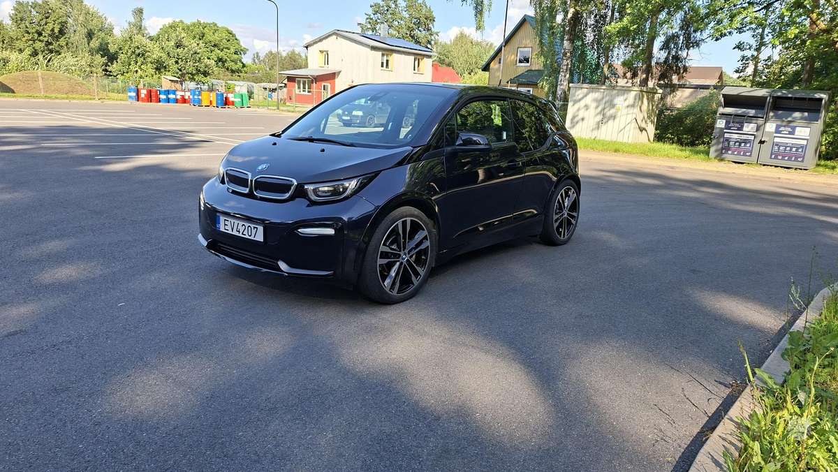 BMW i3s, hatchback