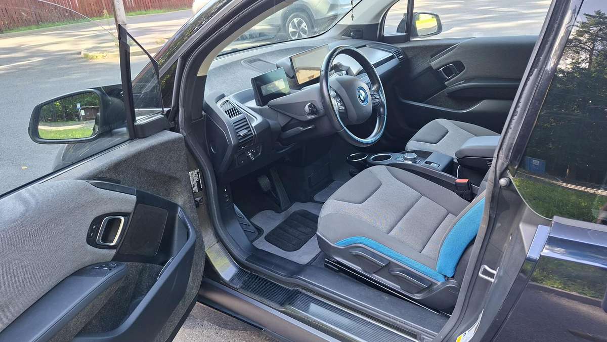 BMW i3s, hatchback