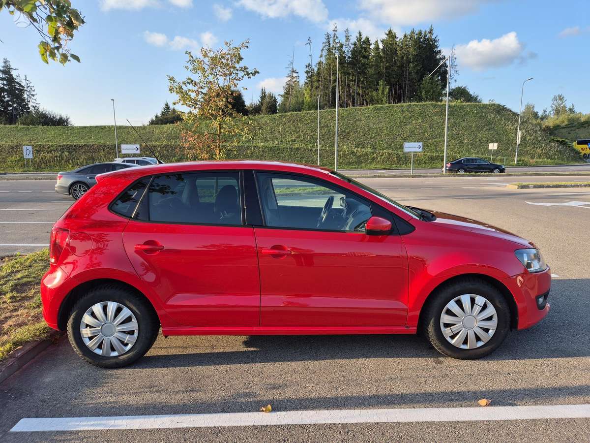Volkswagen Polo - 1