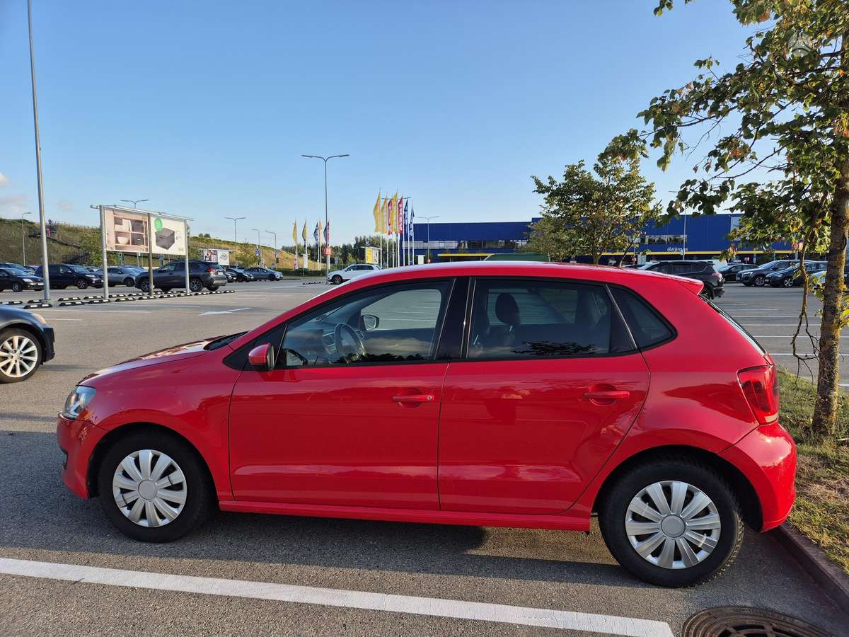Volkswagen Polo - 2