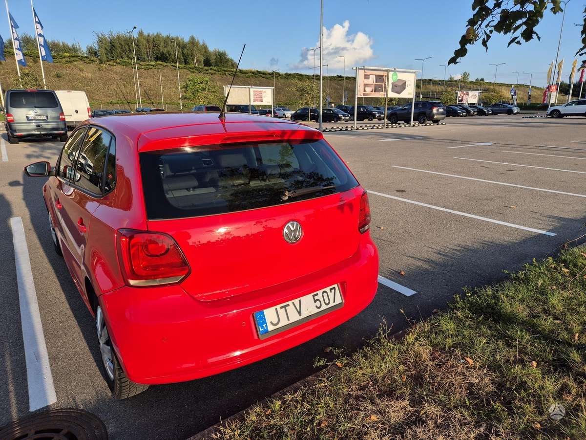 Volkswagen Polo - 4