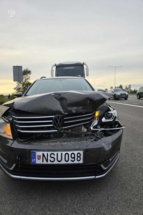 Volkswagen Passat, 2.0 l., Универсал