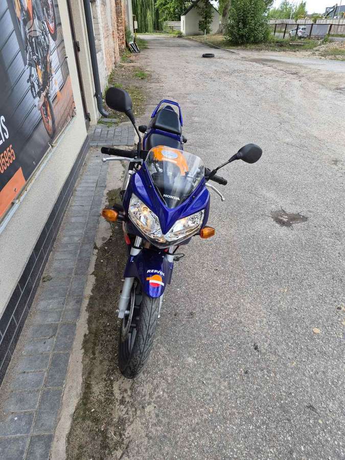 Honda CBR 125cc, street / classic