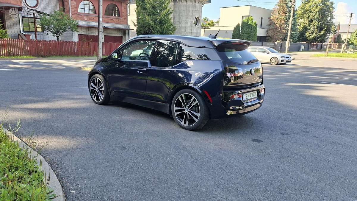 BMW i3s, hatchback