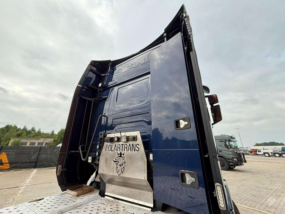 Scania S 540 6x4, single sleeper